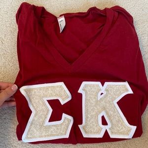 Sigma kappa v neck